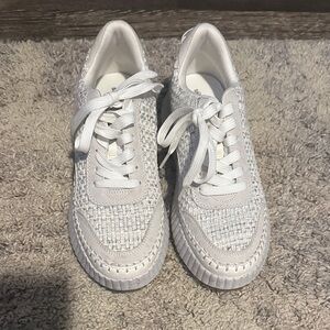 Universal Thread Light Gray Woven Sneakers